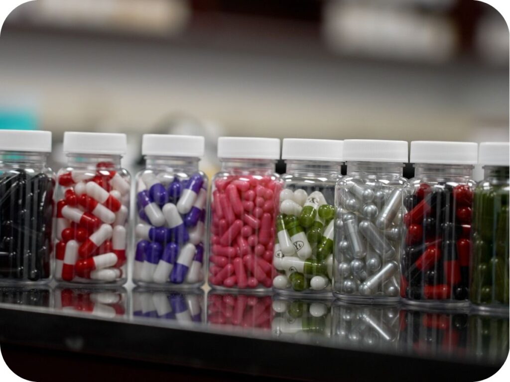 white lids on supplement bottles