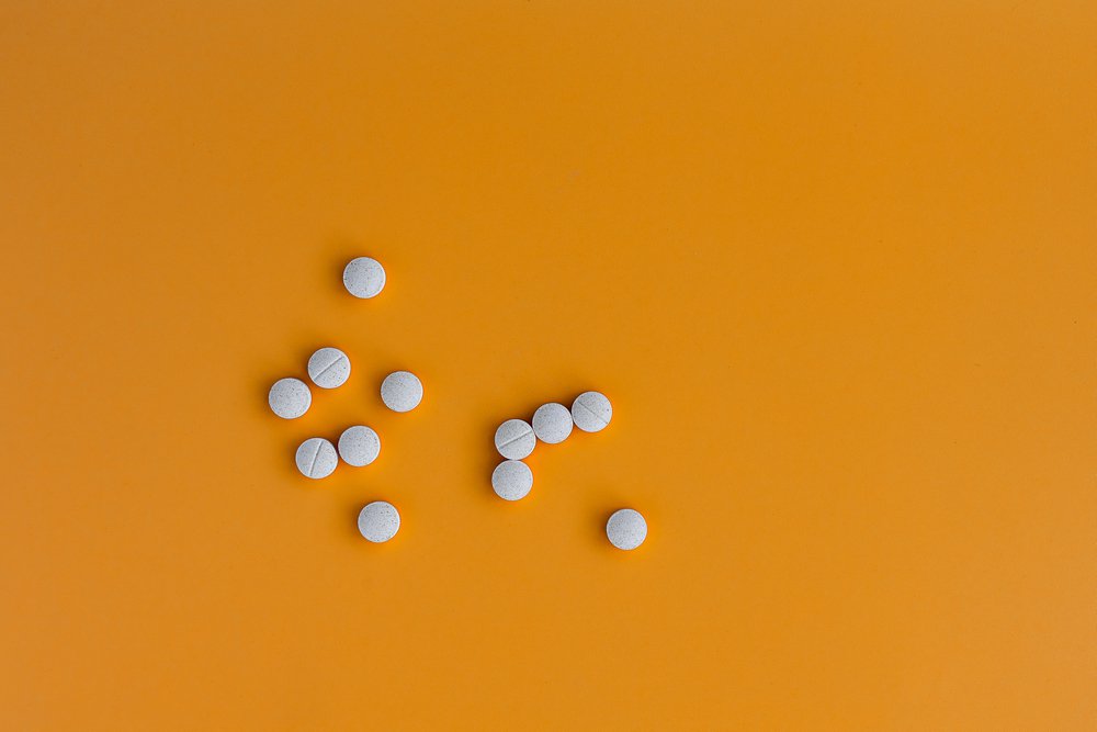 Sublingual Tablets vs. Traditional Tablets: Key Differences in Delivery cover