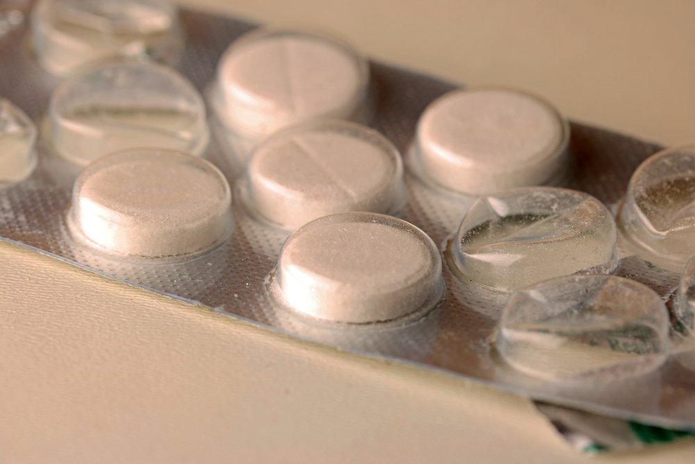 Tablet Coating: Innovations Beyond Pharmaceutical Glaze cover