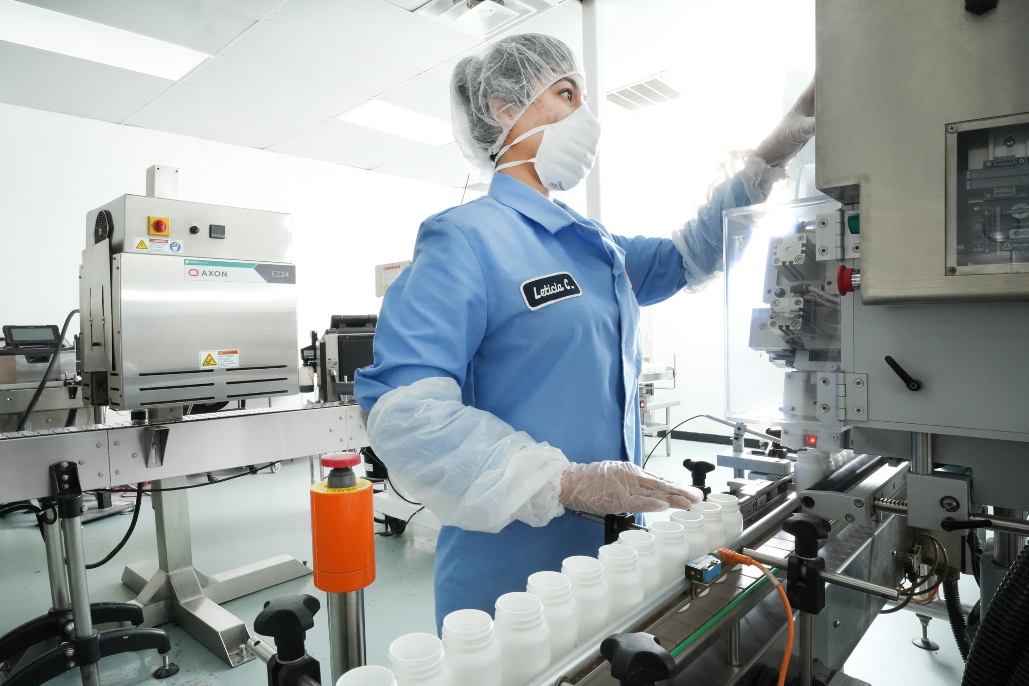What Makes a Supplement Manufacturer Scalable cover
